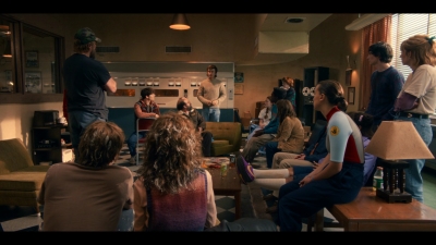 Stranger_Things_S05E07_mkv1987.jpg