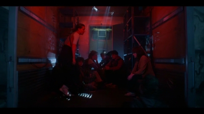 Stranger_Things_S05E08_mkv0122.jpg