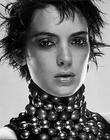 Flaunt-Dec2000_281329.jpg