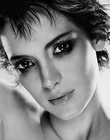 Filename=Flaunt-Dec2000_28629.jpg
Filesize=62KiB
Dimensions=385x490
Date added=Aug 16, 2023 Flaunt-Dec2000_28629.jpg