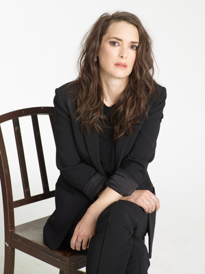 STPromosS01PressShoot_2810629.jpg