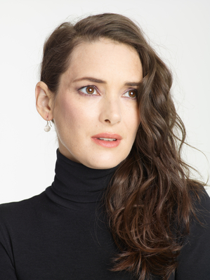 STPromosS01PressShoot_287729.jpg