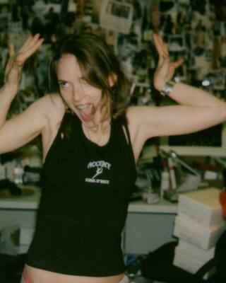 WINONA-BOOK_281029.jpg