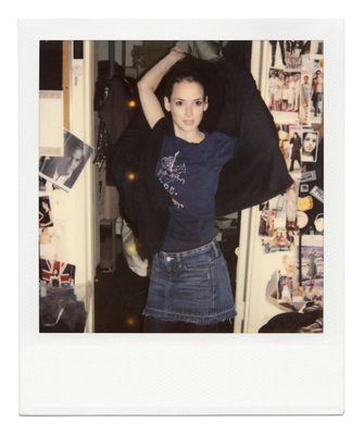 WINONA-BOOK_281229.jpg