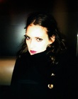 WINONA-BOOK_281729.jpg